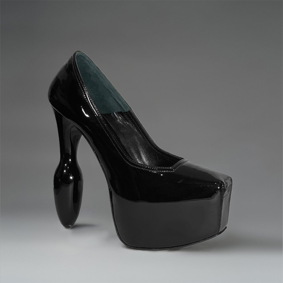 Atsuko Kudo Latex Handmade Italian Pumps in Black Patent Leather