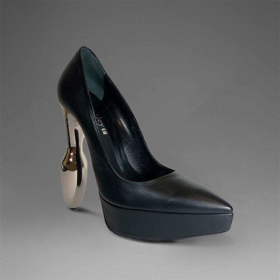 Atsuko Kudo Latex Handmade Italian Point Pump in BlackChrome Matt Leather
